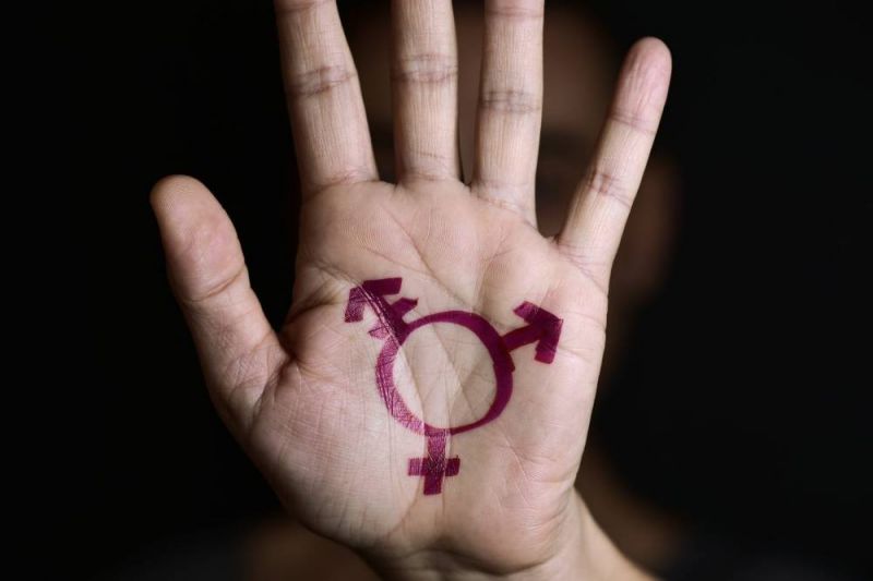 STJ decide que transexuais podem alterar registro civil sem realizar cirurgia